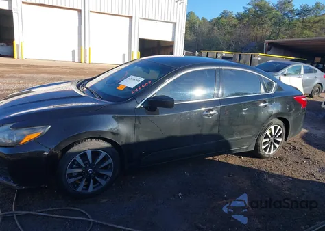2018 Nissan Altima 2.5 Sv z USA, uszkodzony, nr VIN 1N4AL3AP7JC246607